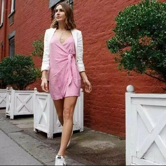 Rails Malia Pink Gingham Linen Blend Wrap Mini Dress Size Large Summer Resort - Picture 2 of 16